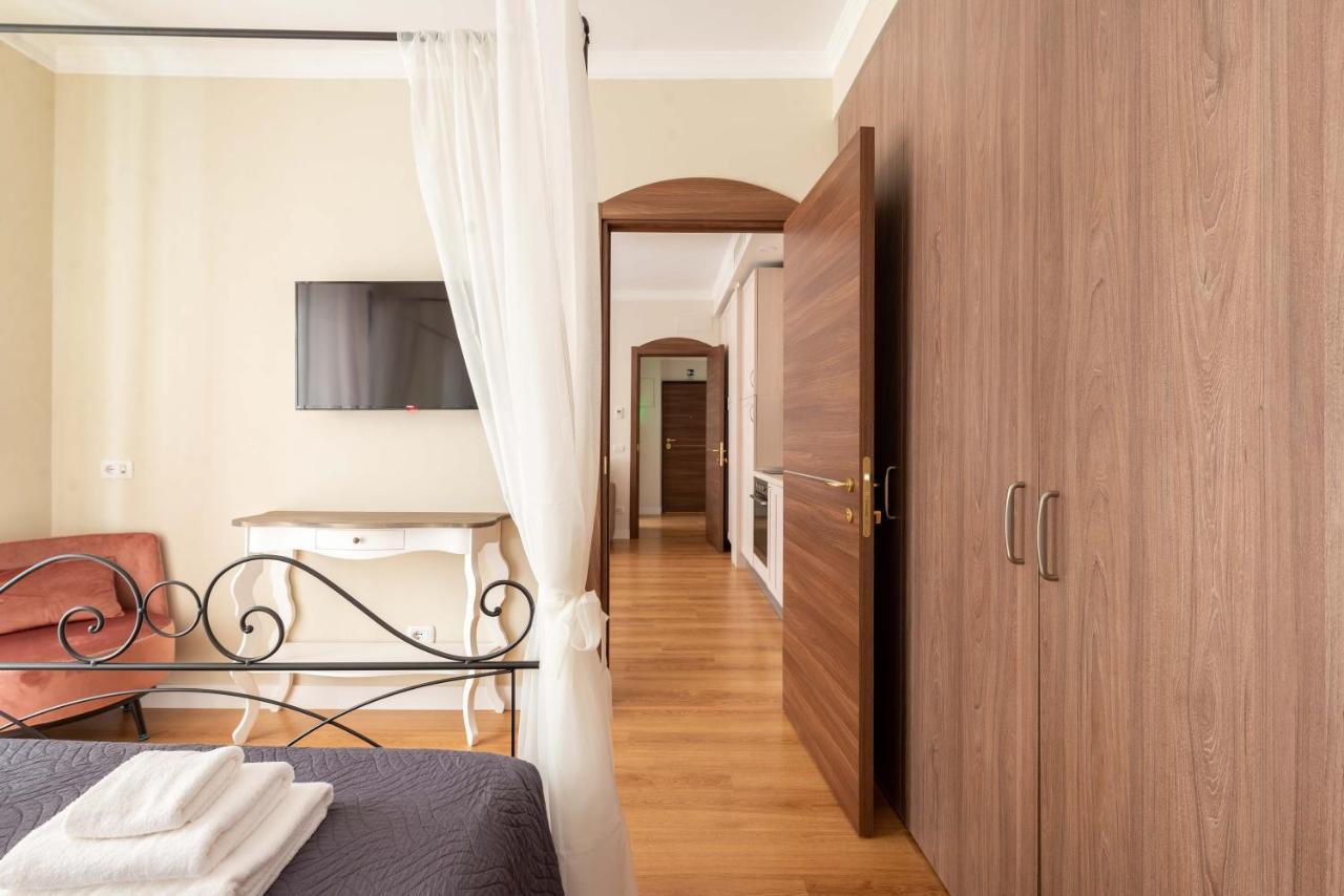 Suityrhome Campo De' Fiori Róma Kültér fotó